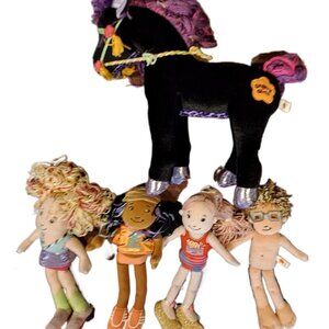 4 Groovy Girl Dolls & Midnight Star Black Pony Good.